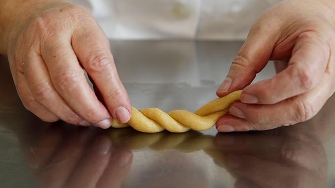 Koulourakia Plexouda Hand Made Traditional Greek Butter Cookies 400g (14.10 oz)