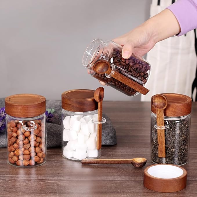 SAIOOL Loose Leaf Tea Storage Canister Set, 4 Pieces 16 OZ Glass Tea Containers with Wooden Lids and Spoons for Loose Tea, Coffee, Sugar, Oatmeal, Herbs (Tea Canisters)