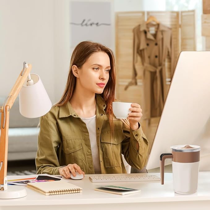 Automatic Magnetic Stirring Coffee Mug, 2026 New Electric Self Stirring Coffee Mug with Temperature Display, Rechargeable Auto Stirring Mugs with Lid for Coffee, Chocolate, Milk, Tea (Brown 400ML)