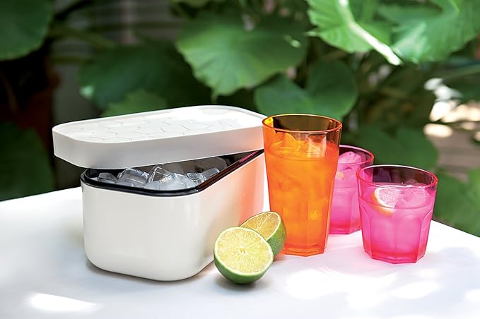 Lékué Ice Box | Ice Cube Tray For Freezer With Lid & Bin | Made With 100 Percent Platinum Silicone | Elegant And Retro Style Ice Cubes | For Cocktails, Ice Tea & Coffee And More | White