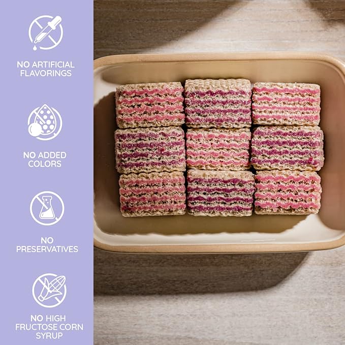 Quadratini Blueberry Yogurt Bite Size Wafers by Loacker