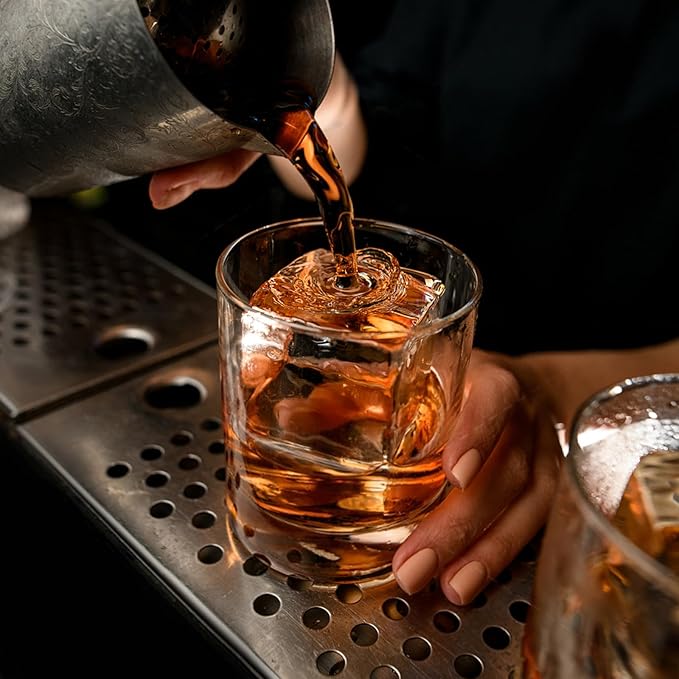 Samuelworld Premium Ice Tray Combo (16 Ice Cubes/6 Ice Ball), Large Ice Sphere Maker & New Upgraded Ice Cube Trays, Food Grade, Spill-Free Integrated Funnels, Whiskey Bourbon Cocktails, Black