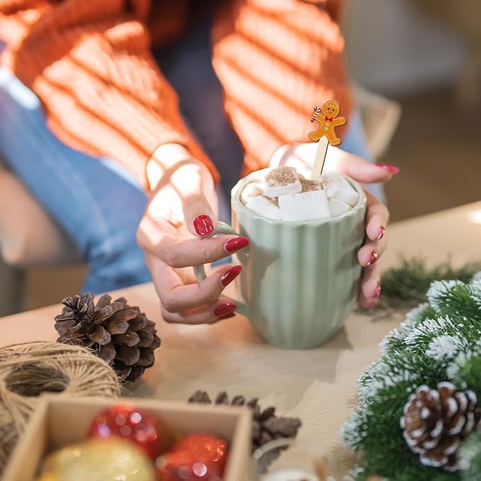 120Pcs Christmas Coffee Stirrers Gingerbread Man Stir Sticks Xmas Wooden Drink Stirrers Disposable for Home Office Bar Restaurant Party Supplies