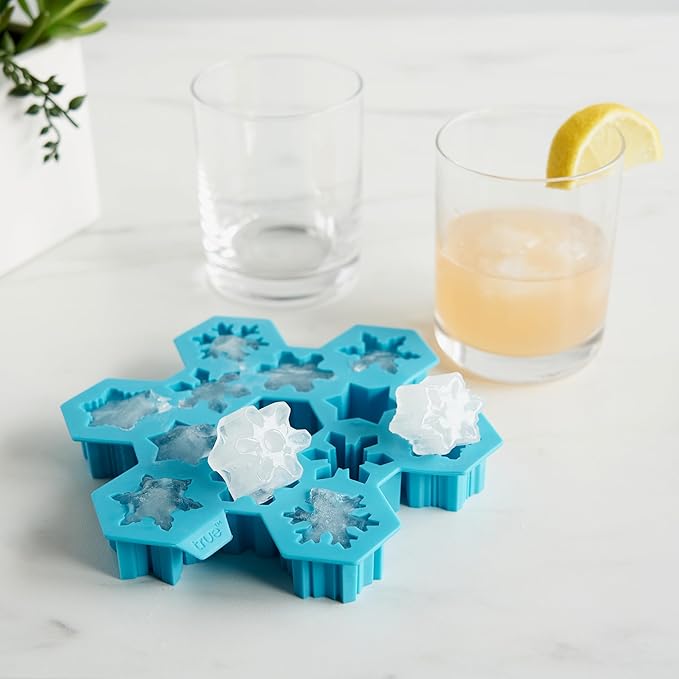 TrueZoo Snowflake Silicone Ice Cube Tray, Flexible Ice Mold for Whiskey, Cocktails, Jello Shots, Chocolates, Desserts, Crafts, Frozen Treats, Kitchen & Home Bar Gifts, Set of 1, Blue